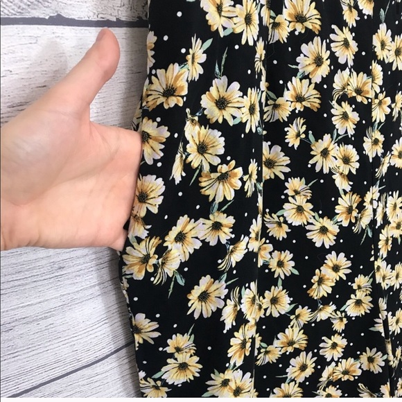 Wild Fable Sunflower Romper - Picture 5 of 7